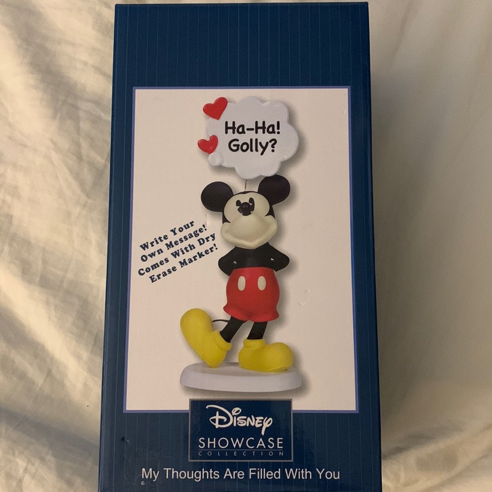 Precious Moments Disney Showcase Collection My Thoughts Are Filled With You ❤️ - Picture 2 of 3